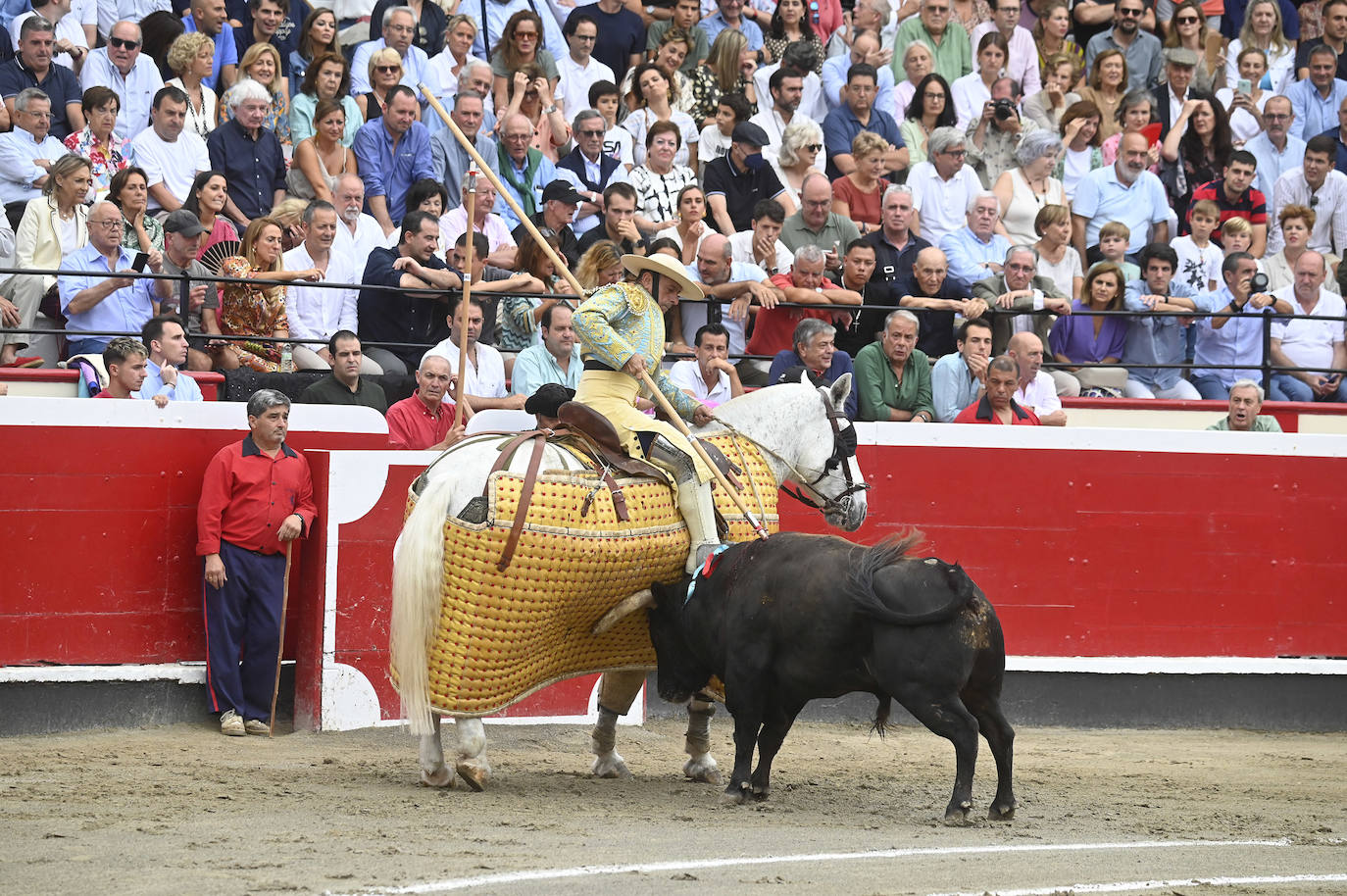 Fotos: Toreo del grande que cerró una interesante feria en Azpeitia