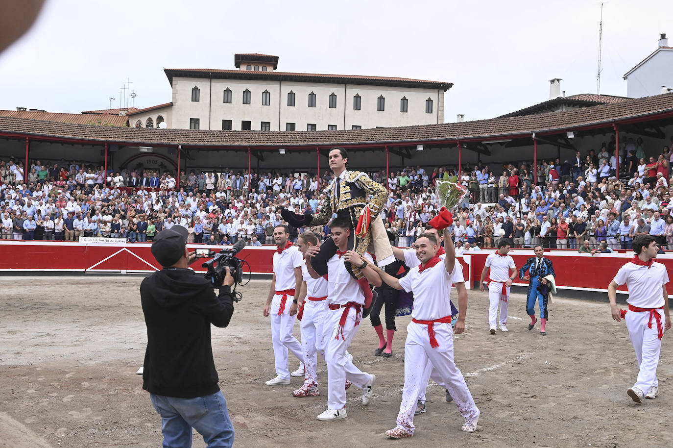 Fotos: Toreo del grande que cerró una interesante feria en Azpeitia