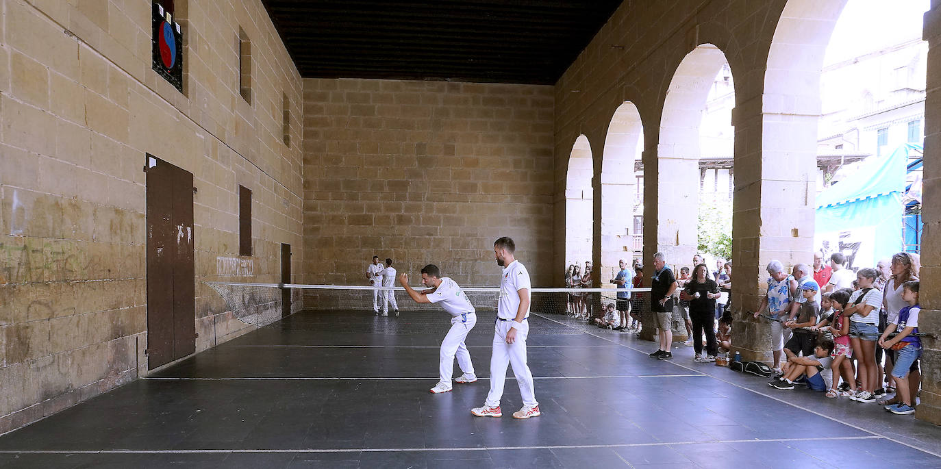 Fotos: Ekitaldiz jositako Xanistebanetako egun handia