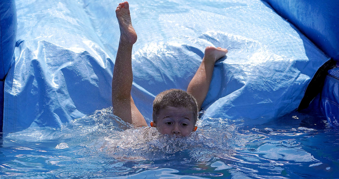 Fotos: Ekitaldiz jositako Xanistebanetako egun handia