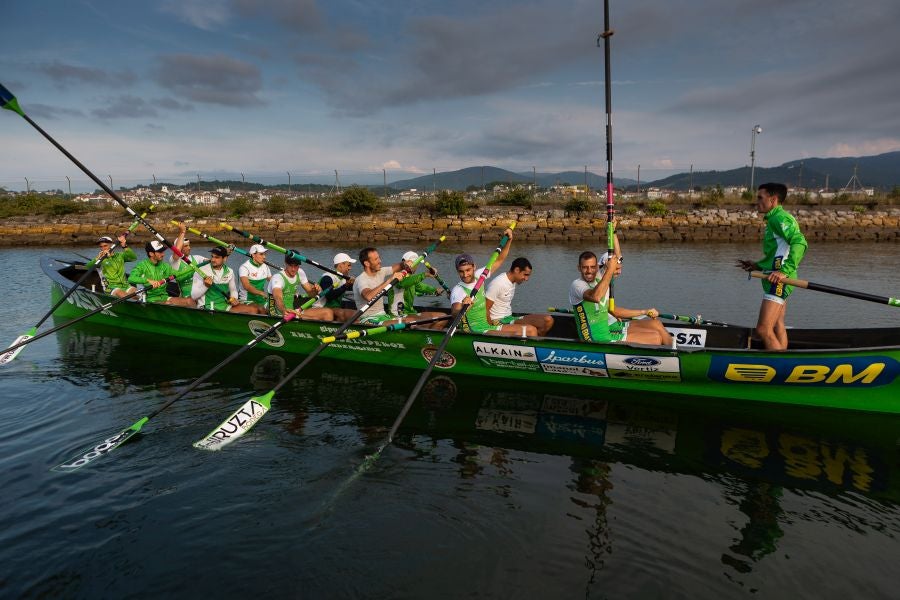 Fotos: DV acompaña a Hondarribia en un entrenamiento