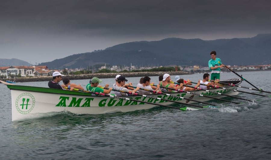 Fotos: DV acompaña a Hondarribia en un entrenamiento