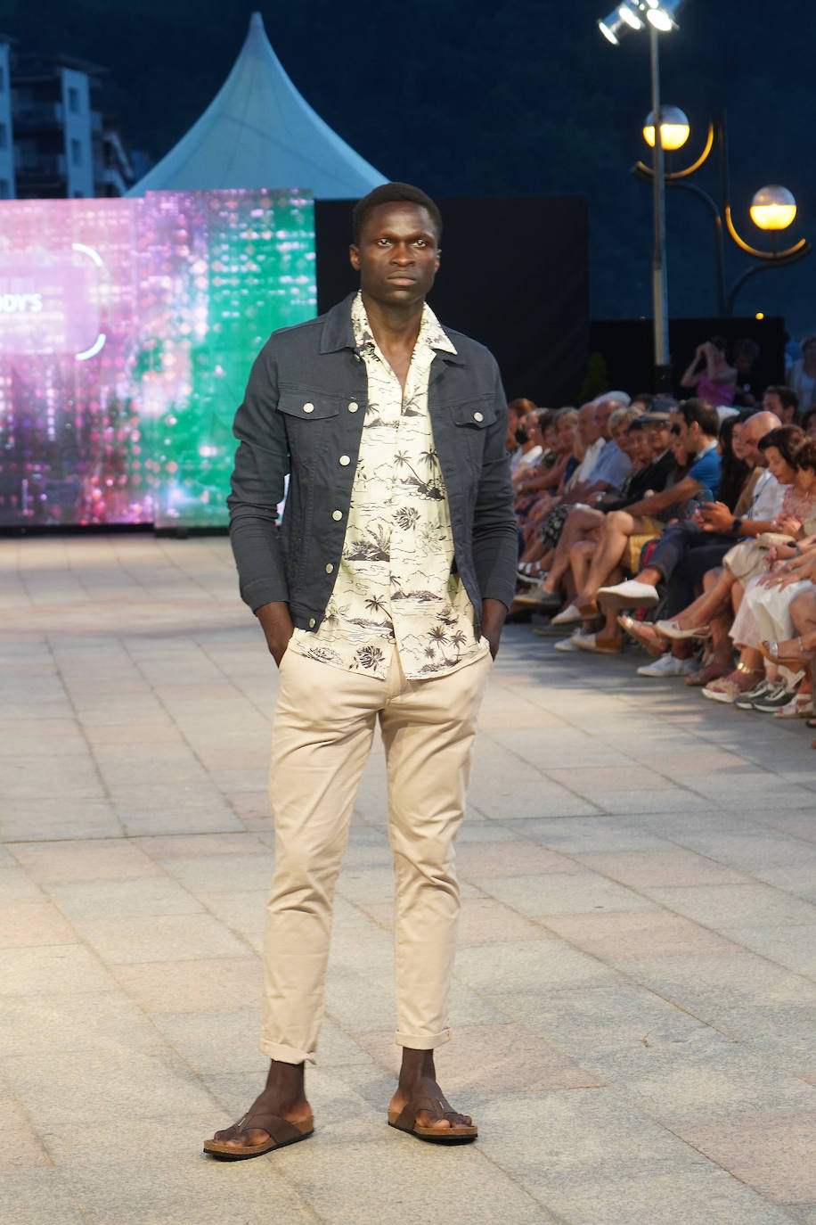 Fotos: Gran oleada de moda en el Malecón de Zarautz