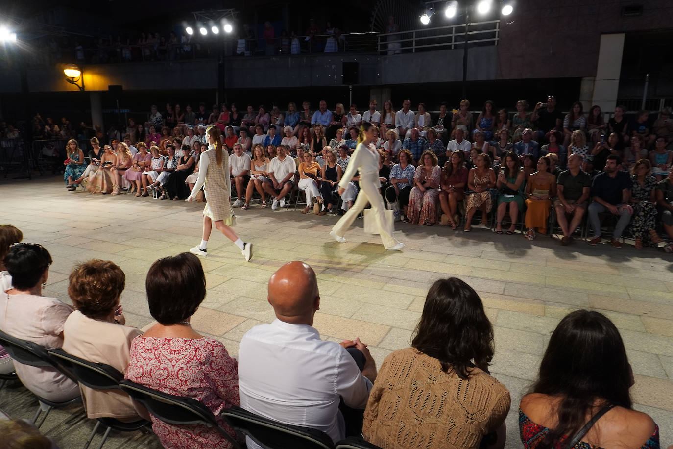 Fotos: Gran oleada de moda en el Malecón de Zarautz