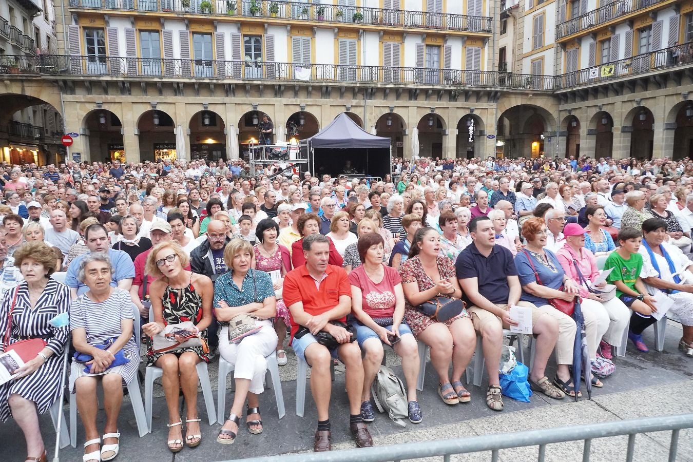 Fotos: Multitudinario Alarde de Txistularis