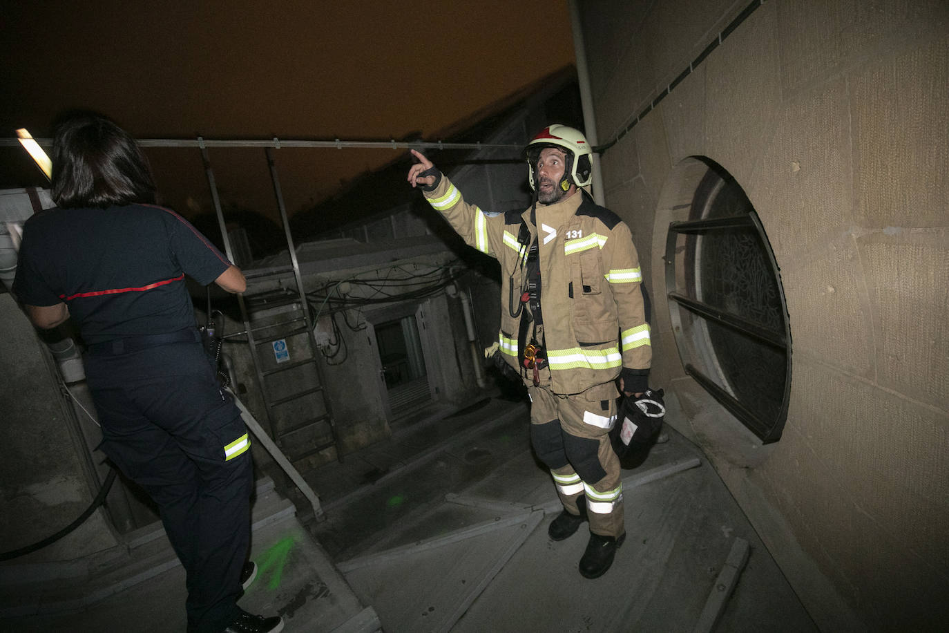 Fotos: Evitar que los Fuegos acaben en incendio