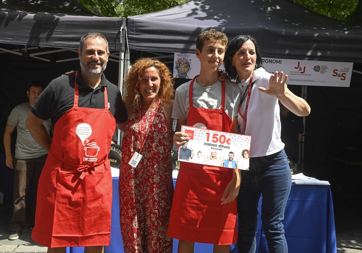 Fotos: Duelo de delantales en familia