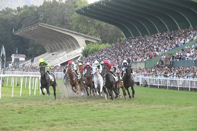 Fotos: &#039;Il Decamerone&#039; triunfa en la Copa de Oro