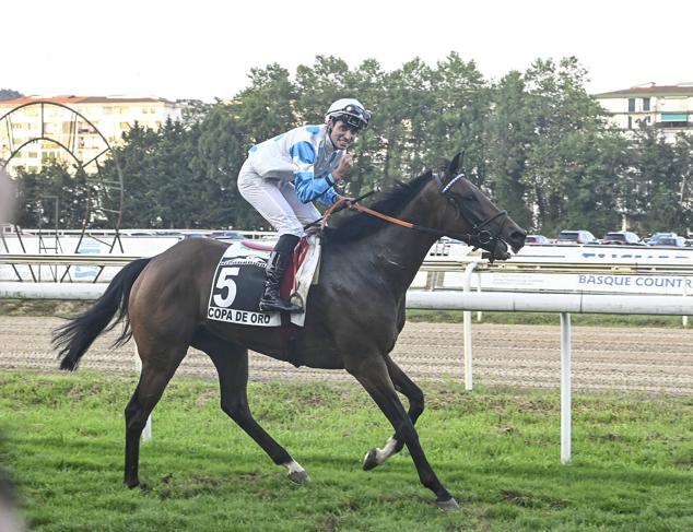Fotos: &#039;Il Decamerone&#039; triunfa en la Copa de Oro