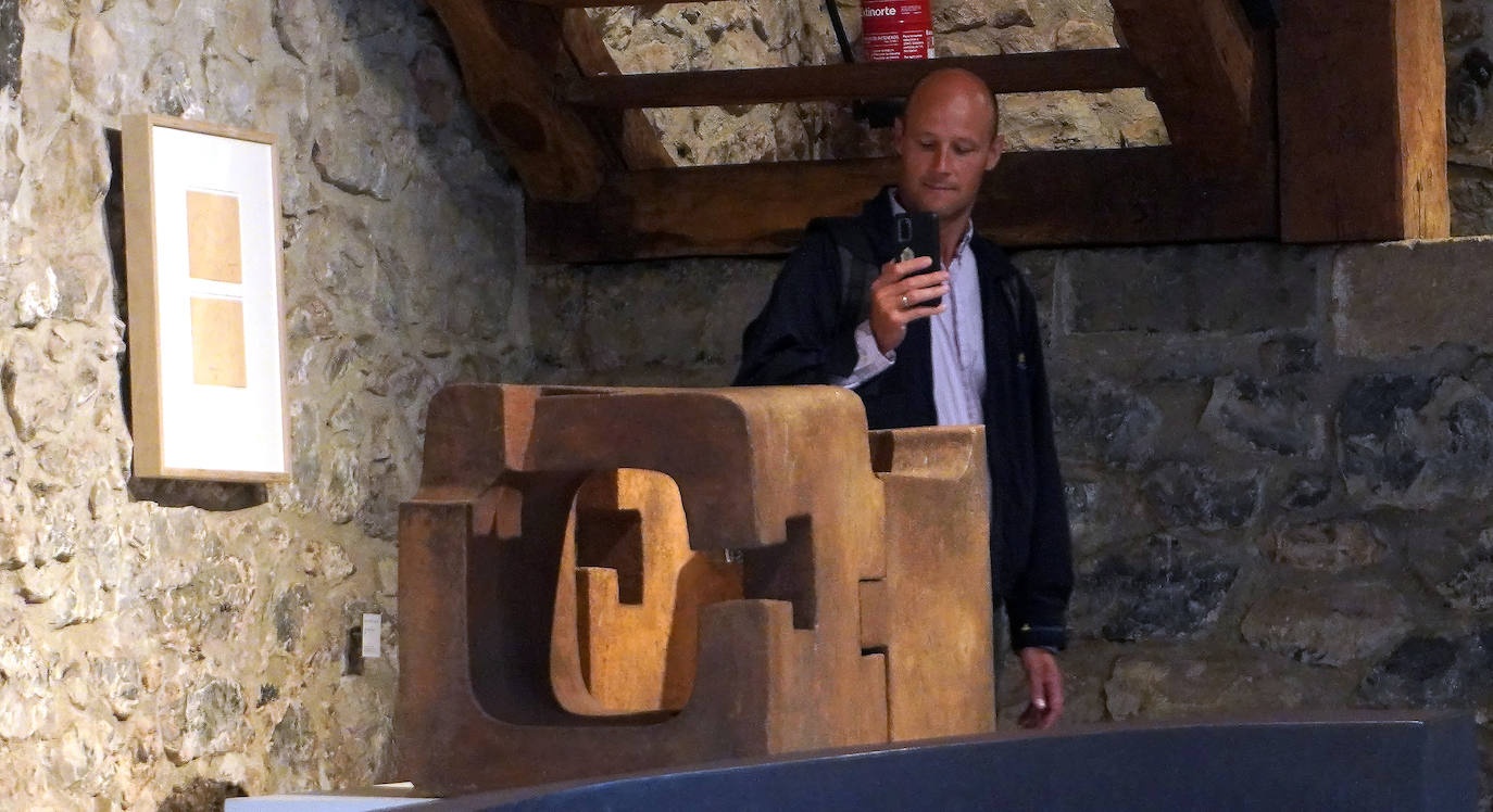 Fotos: Éxito de visitantes en Chillida Leku en vísperas de un aniversario muy especial