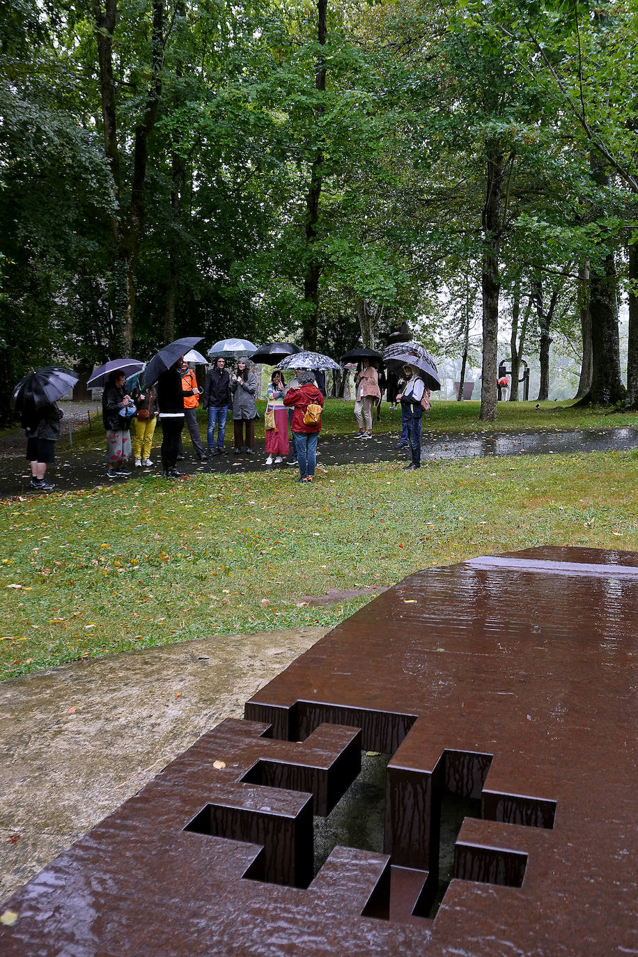 Fotos: Éxito de visitantes en Chillida Leku en vísperas de un aniversario muy especial