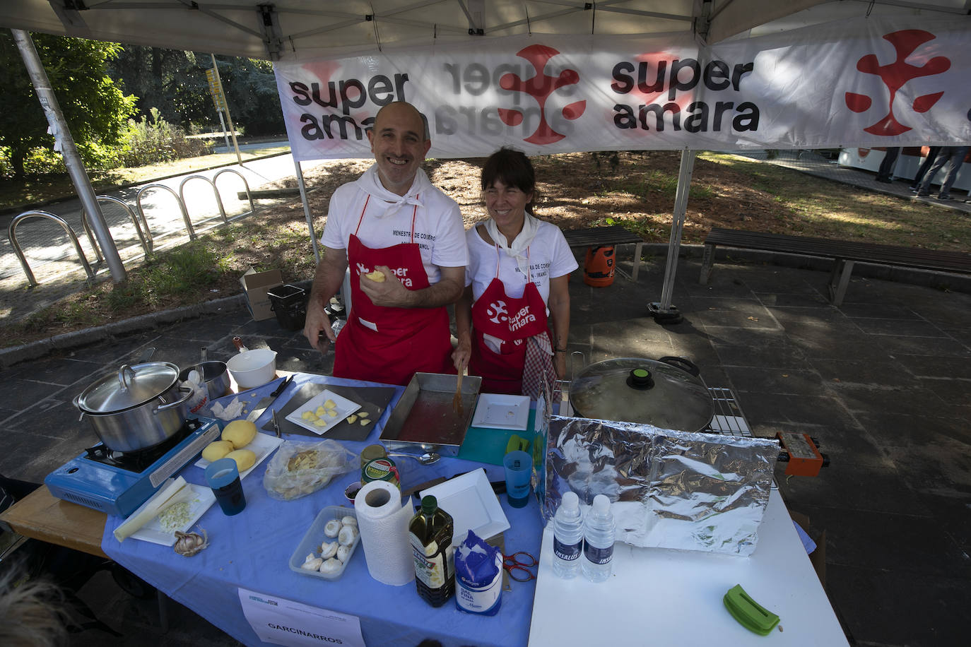 Fotos: Las imágenes del concurso de menestra de cordero