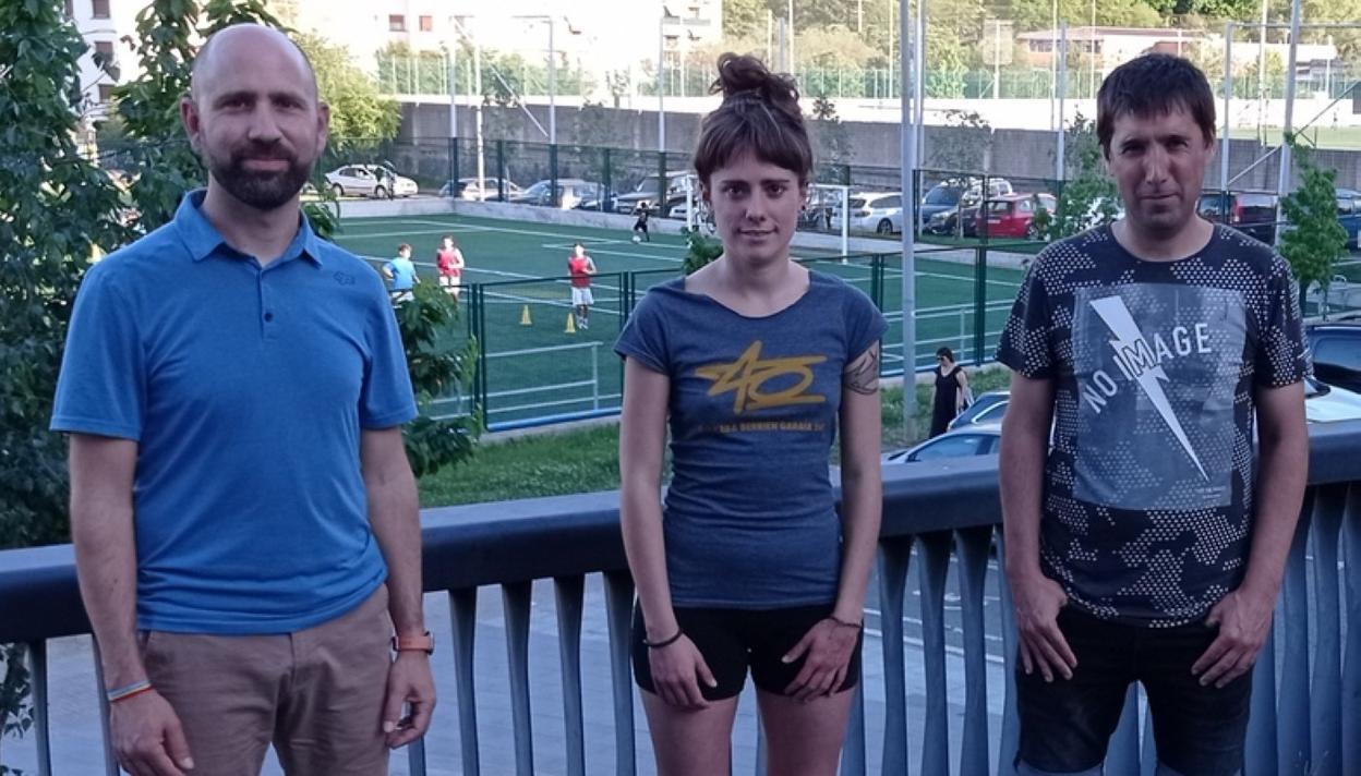 Los ediles de EH Bildu Ion Albizu, Naiara Olabarria y Gorka Gabilondo.