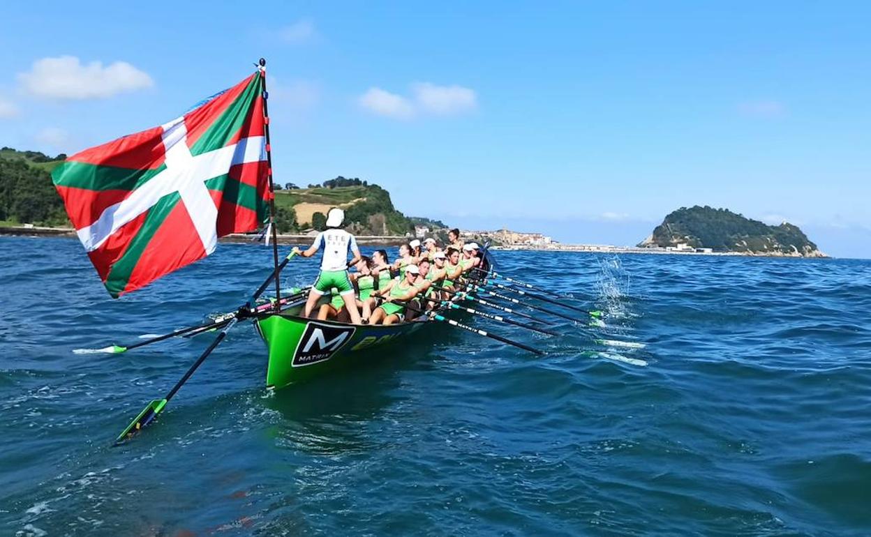 Hondarribia Bertako Igogailuak ha ganado en Zarautz, logrando junto a Hibaika Jamones Ancín el ascenso matemático a la Liga Euskotren. 