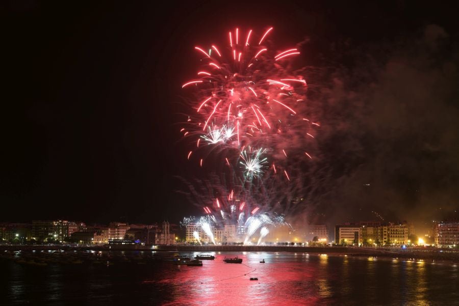 Fotos: Vulcano cierra la Semana Grande donostiarra
