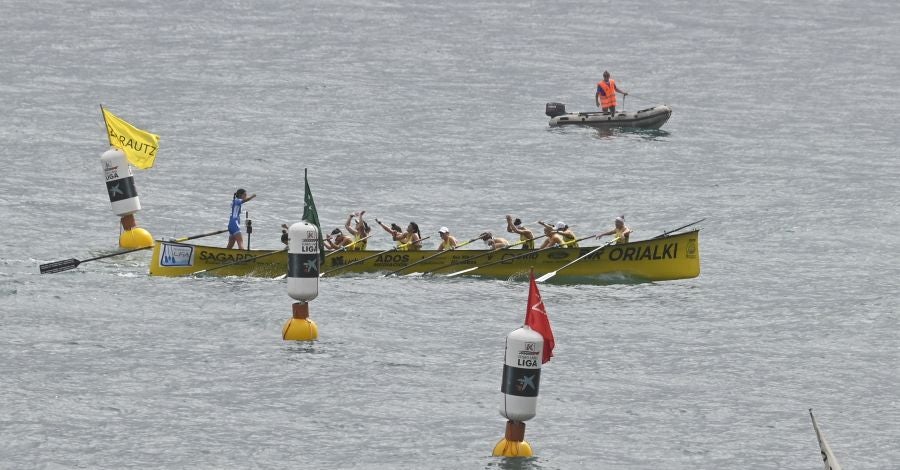 Fotos: Orio se pasea en Zarautz