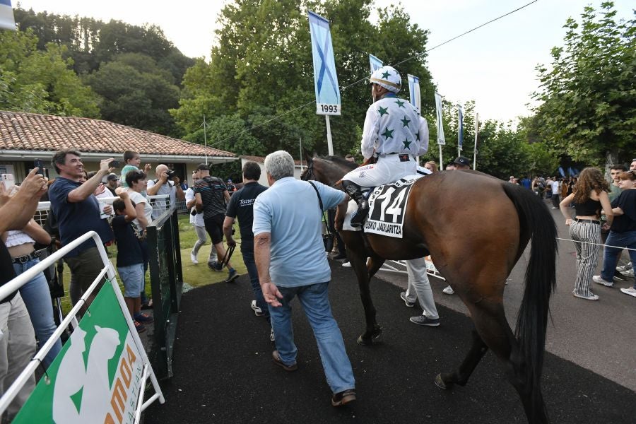 Fotos: &#039;Samedi Rien&#039; ofrece el espectáculo del verano