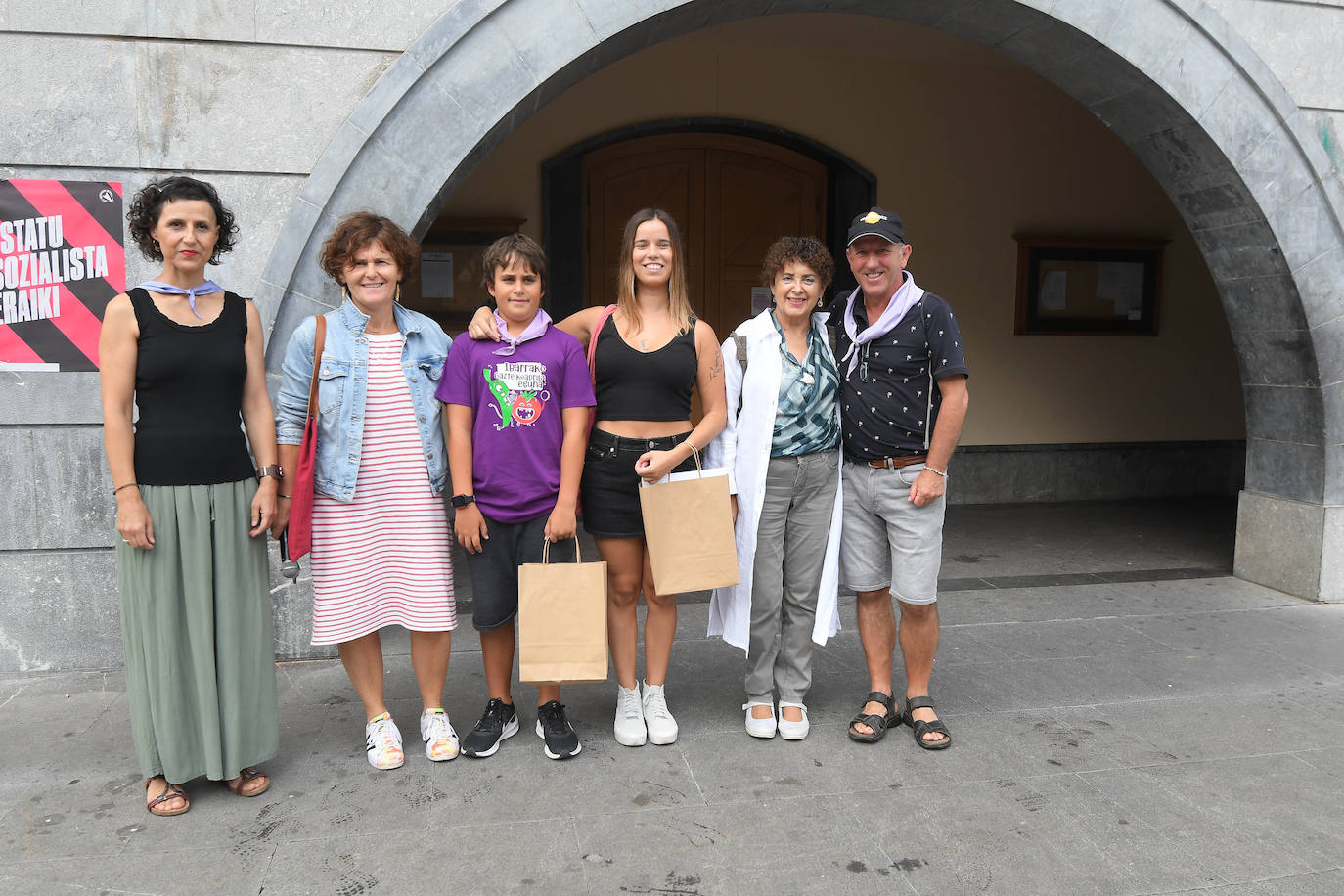 Fotos: Txupinazoa eta jai giroa nagusi Ibarran