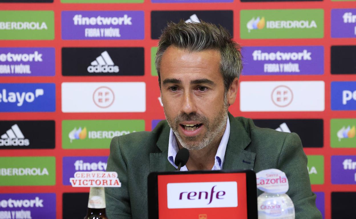 Jorge Vilda, seleccionador nacional, en rueda de prensa. 