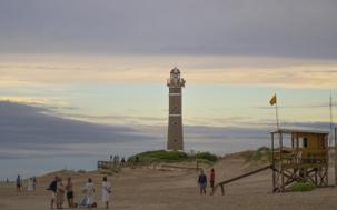 La huella. Historia de un parador de playa