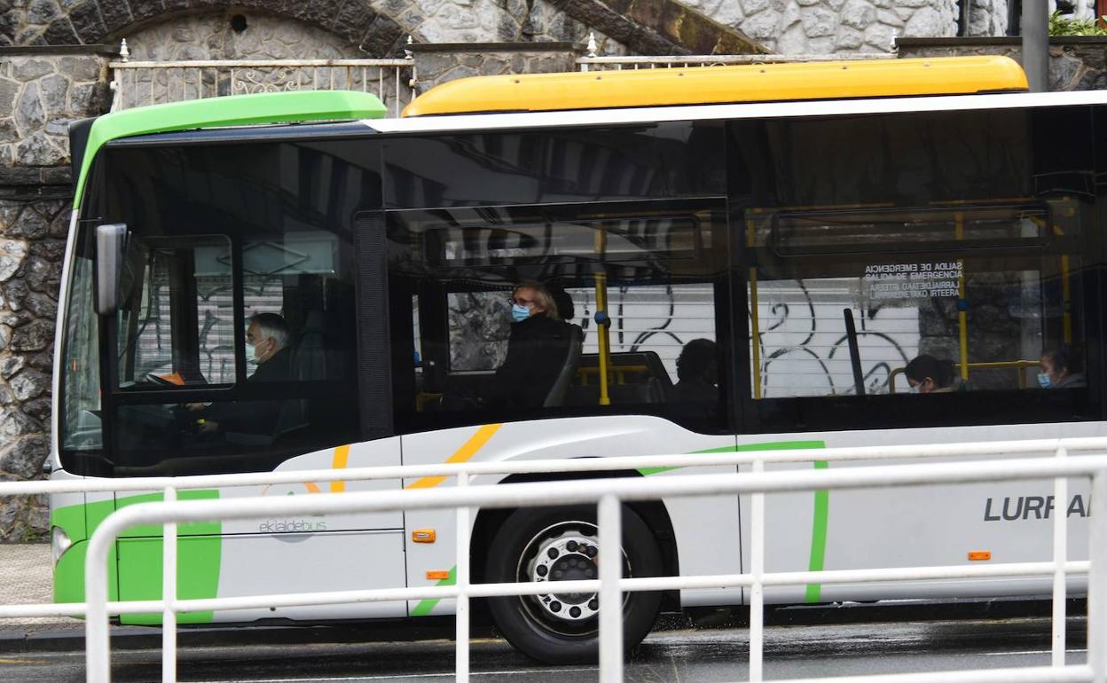 Arrasate: Las tarifas del autobús urbano se reducen en un 50 por ciento hasta fin de año