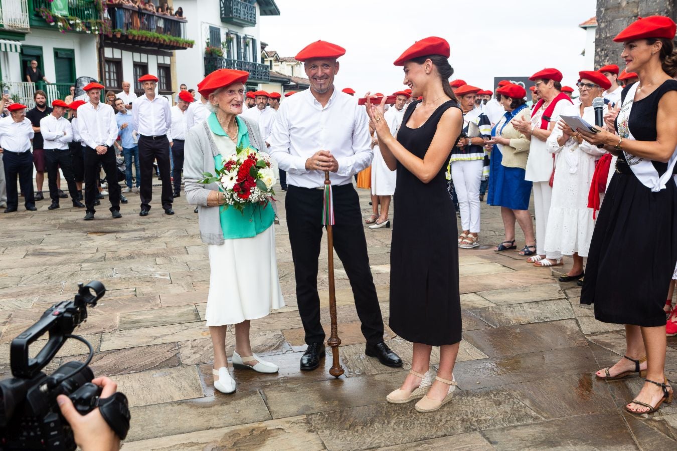 Fotos: Tanborrada celebró el centenario de su fundación con una emotiva jornada