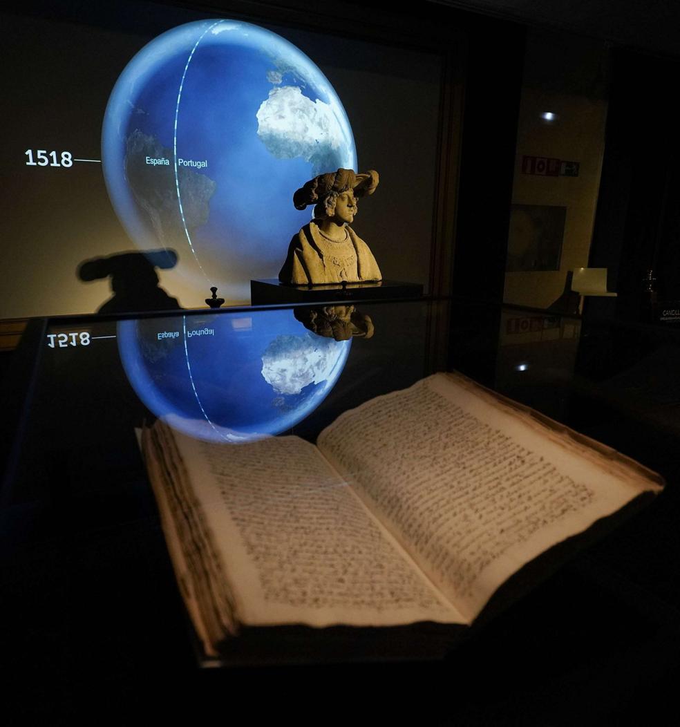 Composición sobre Elcano en la exposición que se celebró en San Telmo en 2019.