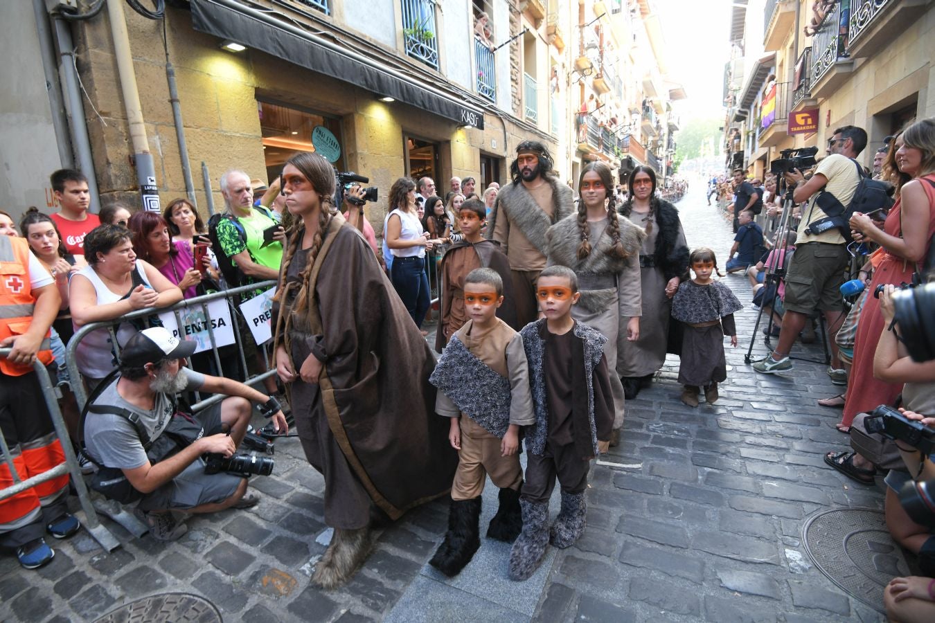 Fotos: Las mejores imágenes del desembarco de Elcano en Getaria