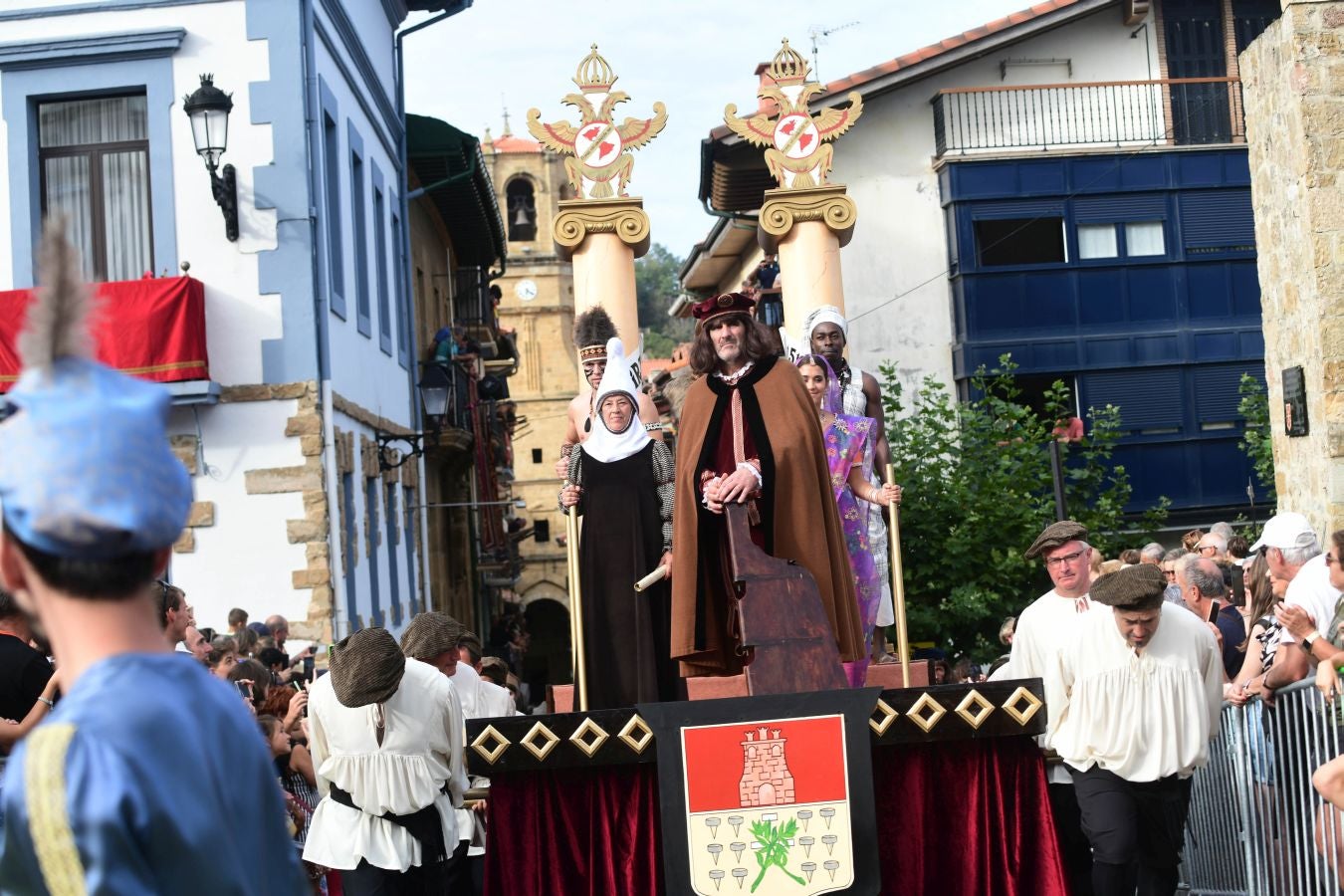 Fotos: Las mejores imágenes del desembarco de Elcano en Getaria