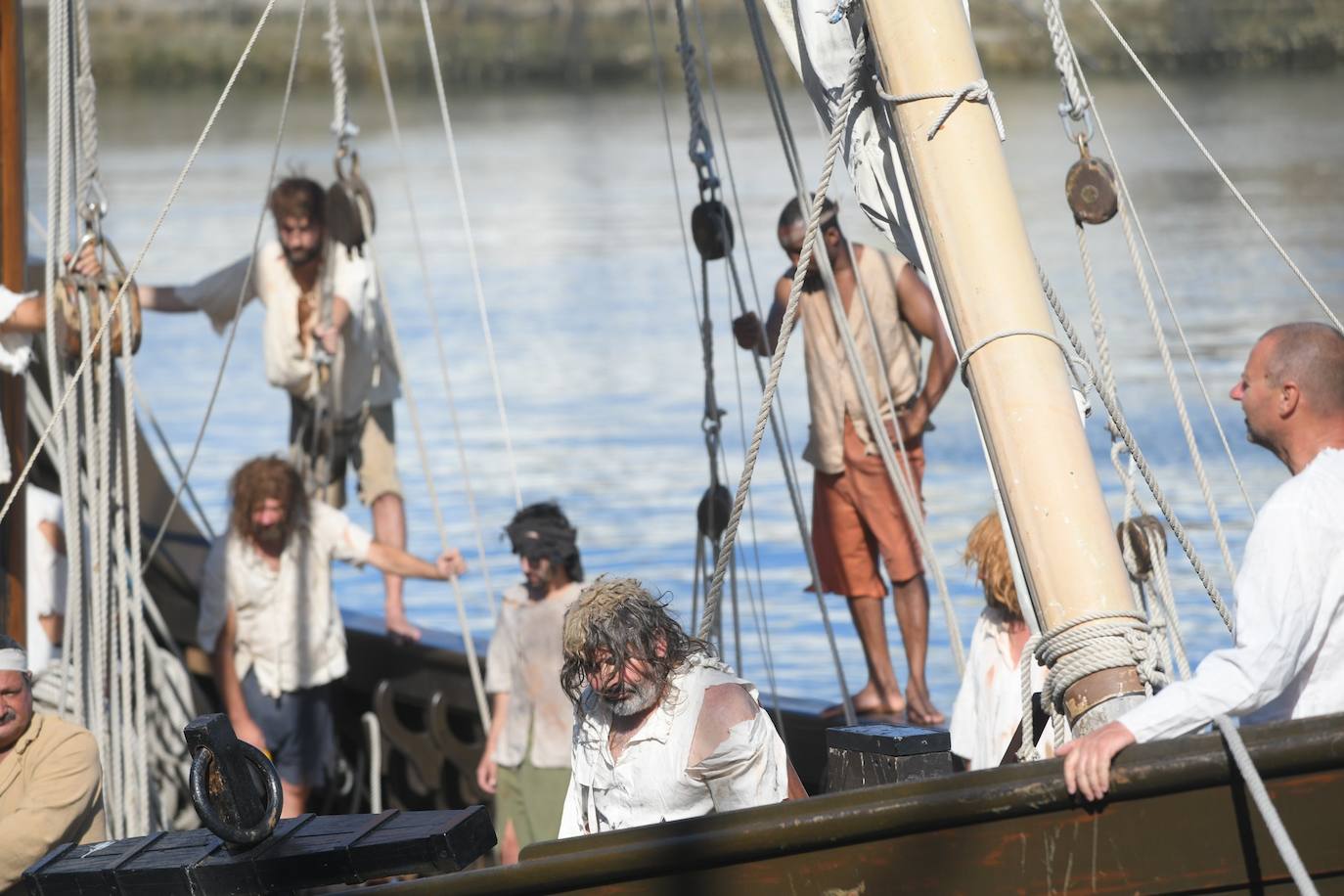 Fotos: Las mejores imágenes del desembarco de Elcano en Getaria