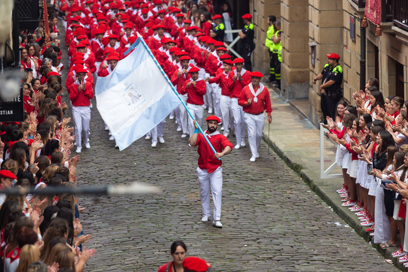 Fotos: Las mejores imágenes del Alarde tradicional