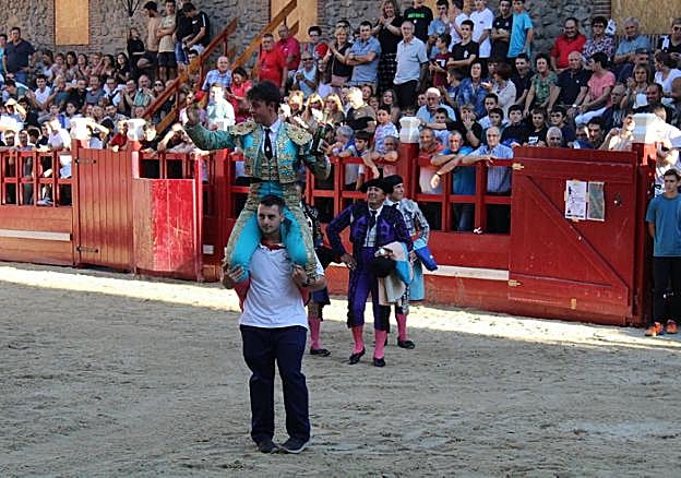 Arratsalde ona zezen plazakoa. 