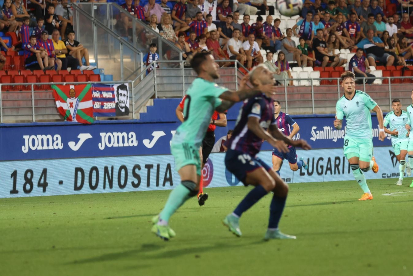 Fotos: Goleada del Eibar al Granada