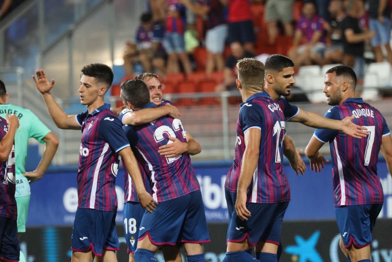 Fotos: Goleada del Eibar al Granada