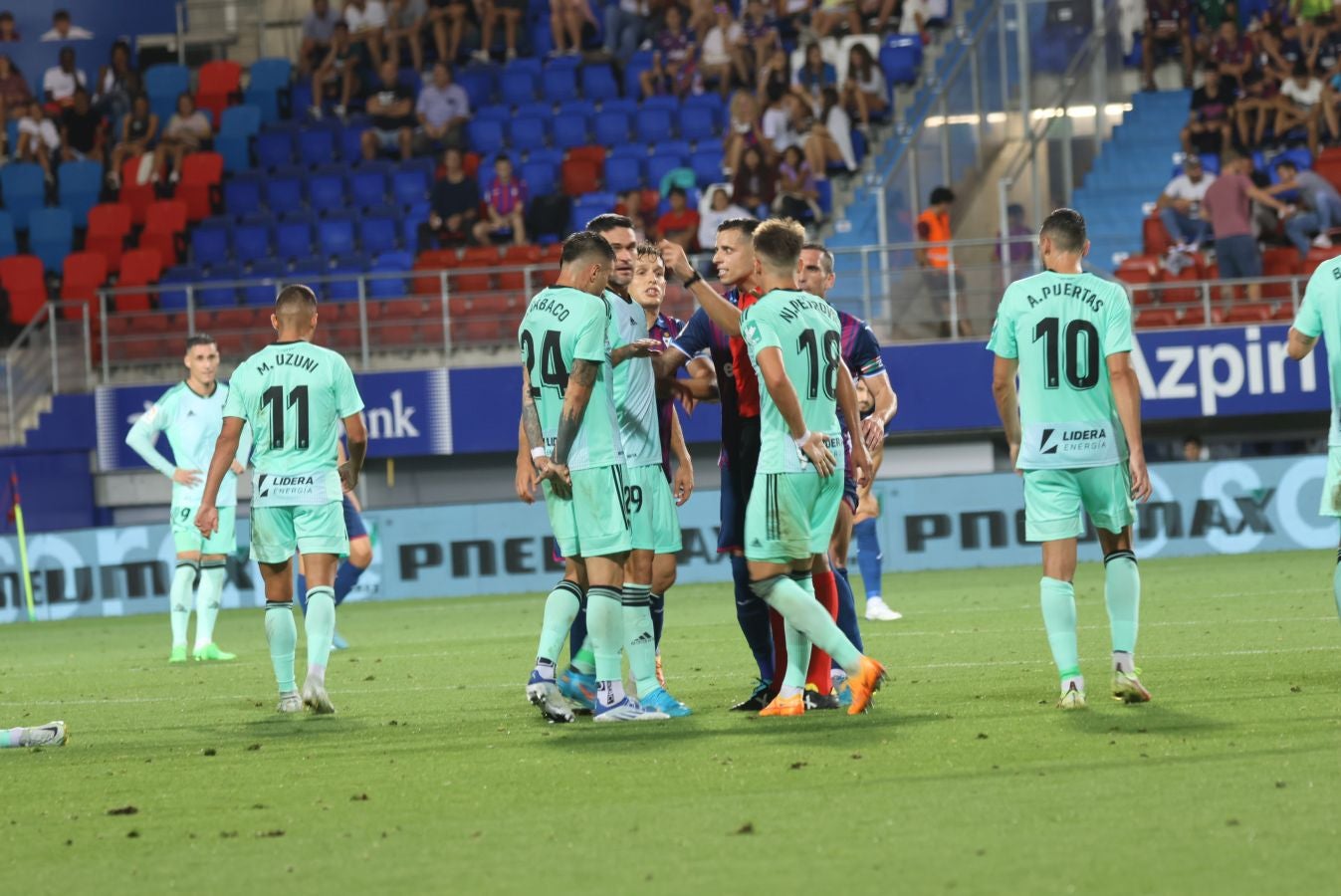 Fotos: Goleada del Eibar al Granada