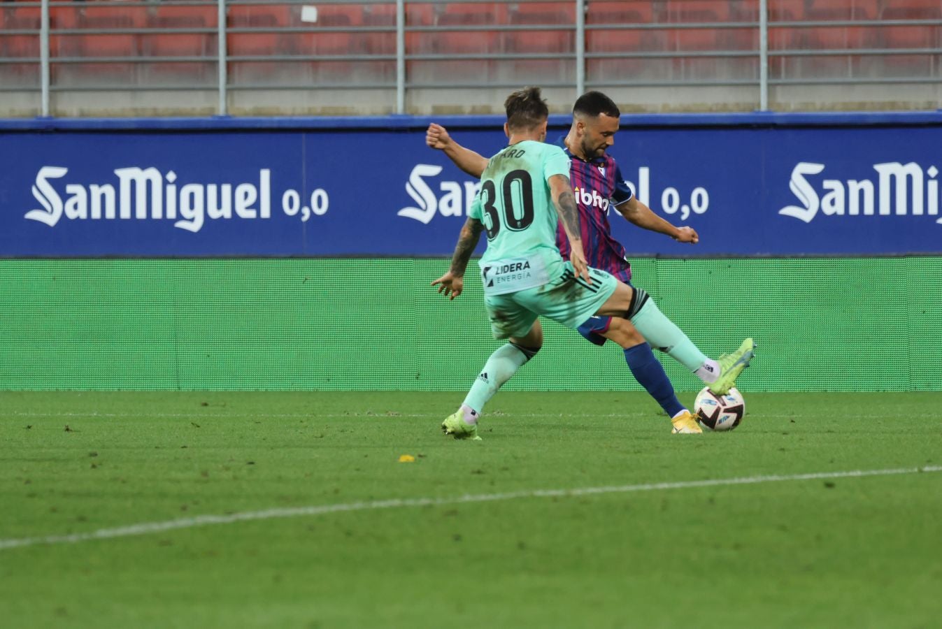 Fotos: Goleada del Eibar al Granada