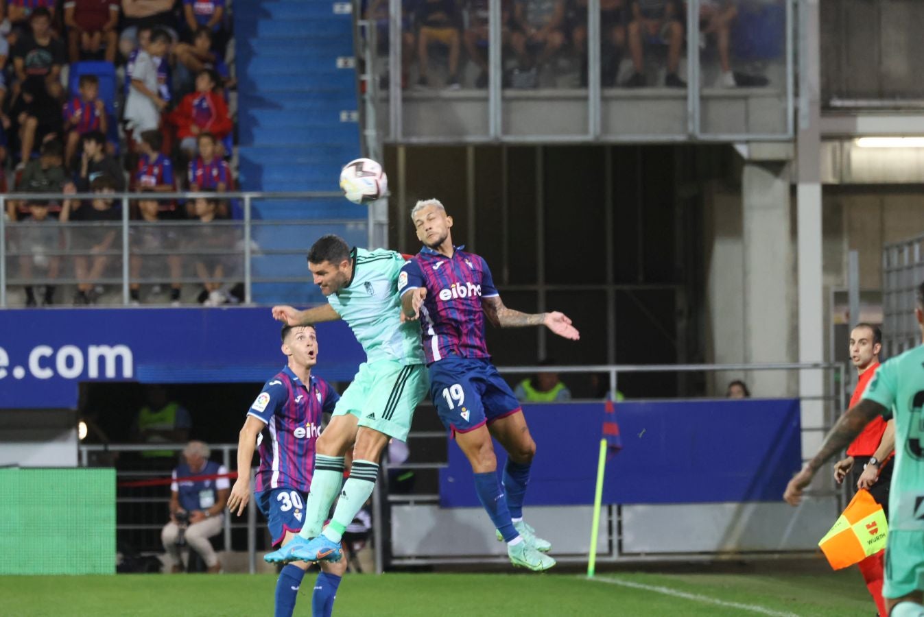 Fotos: Goleada del Eibar al Granada