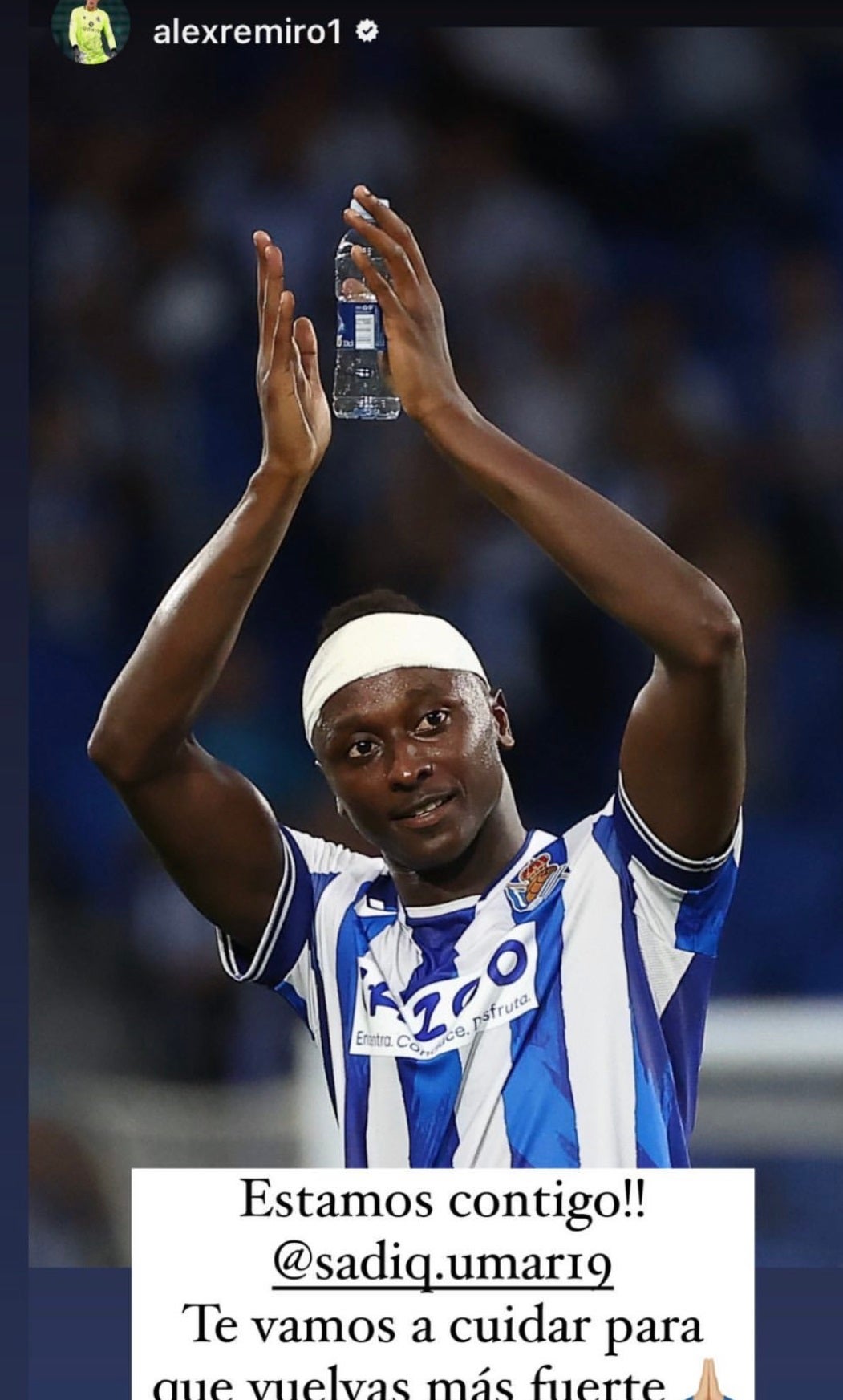 Fotos: La plantilla de la Real Sociedad se vuelca con Sadiq