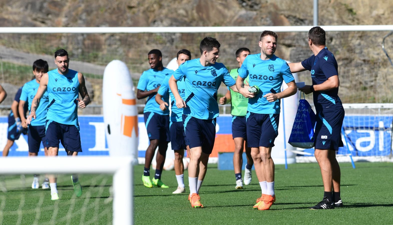 Fotos: La Real Sociedad, preparada para dedicarle la victoria a Sadiq