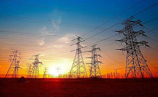 VIDEO: Europa quiere recaudar 140.000 millones de las compañías energéticas para mitigar la crisis