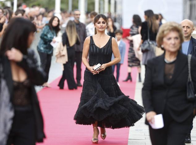 Fotos: Las estrellas brillan en la primera alfombra roja del Zinemaldia