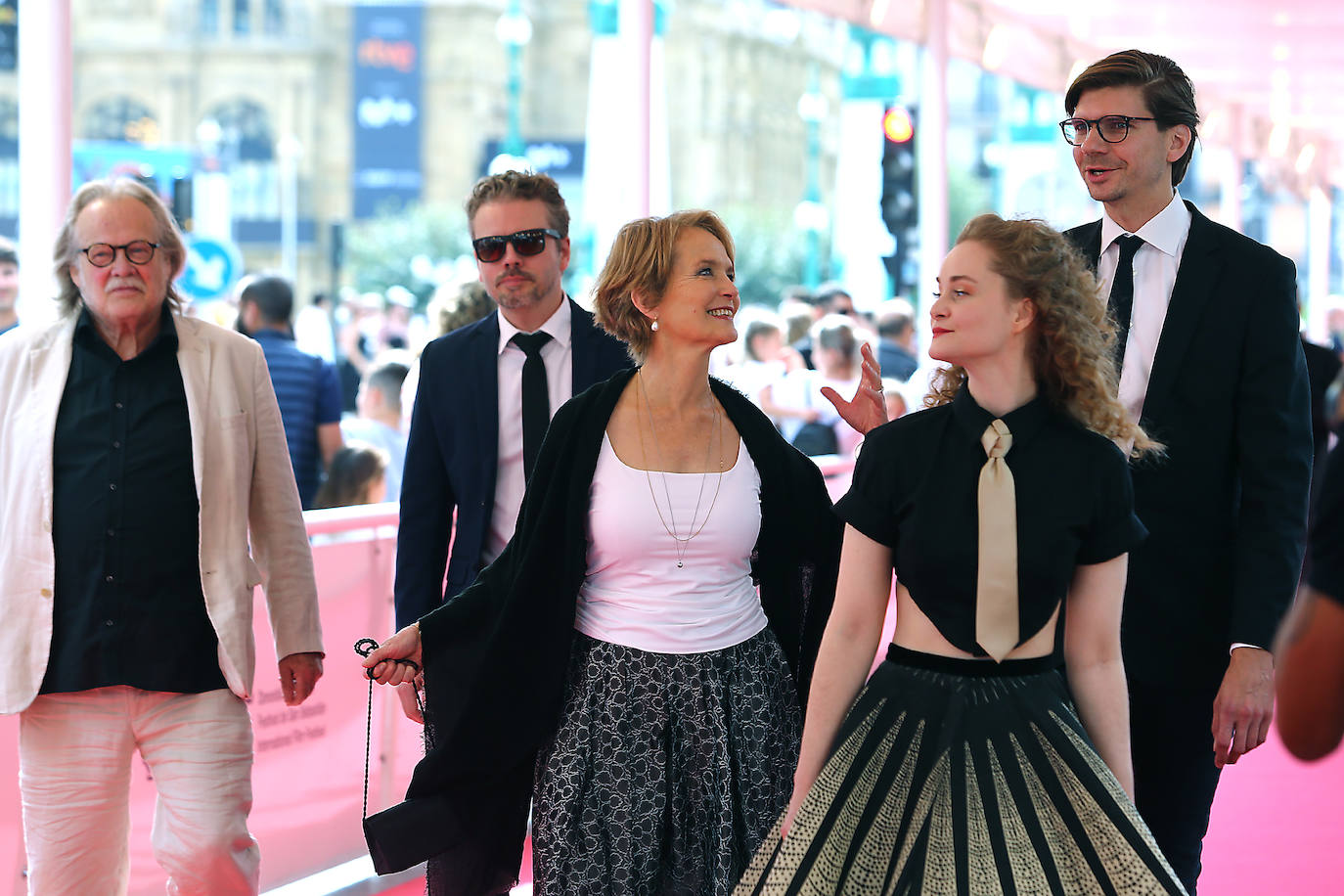 Fotos: Los famosos que pasan hoy por el Festival de Cine de San Sebastián