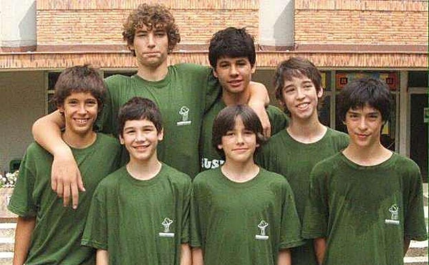 Imagen principal - Campeón de Europa: «Darío Brizuela juega igual en la jaula de Sagüés que en una final del Eurobasket»