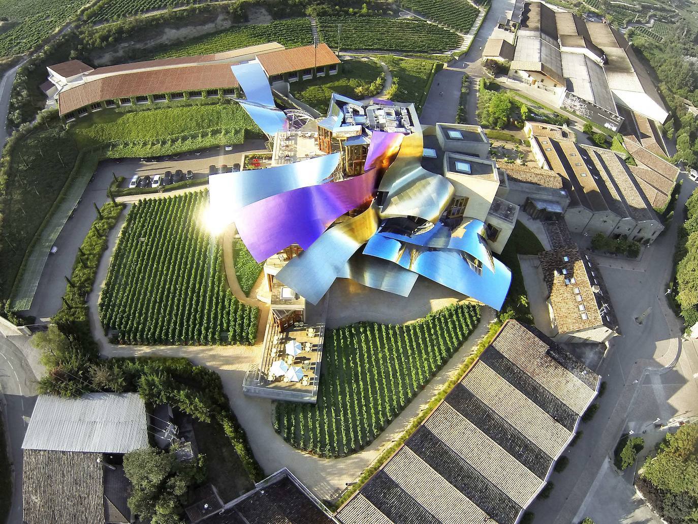 Bodegas Marqués de Riscal, Elciego. Obra de Frank Gehry.