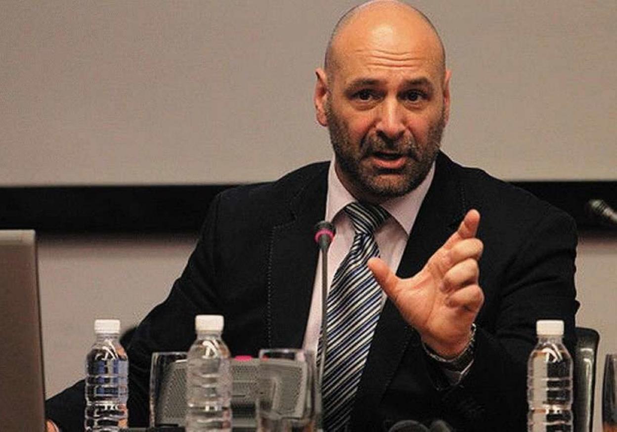 Antonio Aretxabala ofrecerá la charla 'Soberanía y descentralización. El nuevo marco de la burbuja eólica'. 