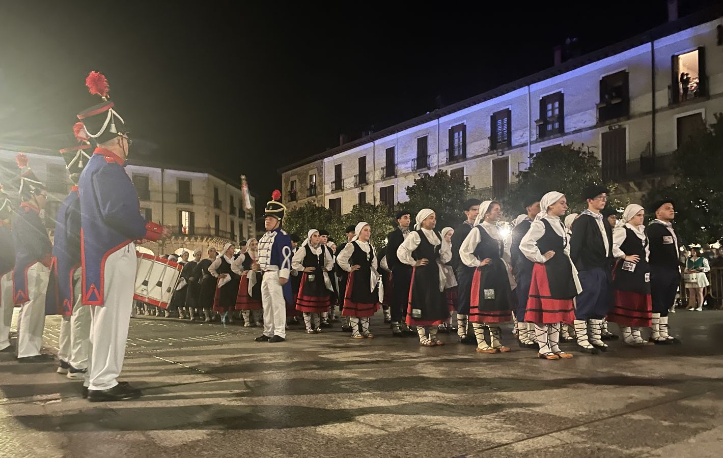 Fotos: Una noche atronadora e histórica