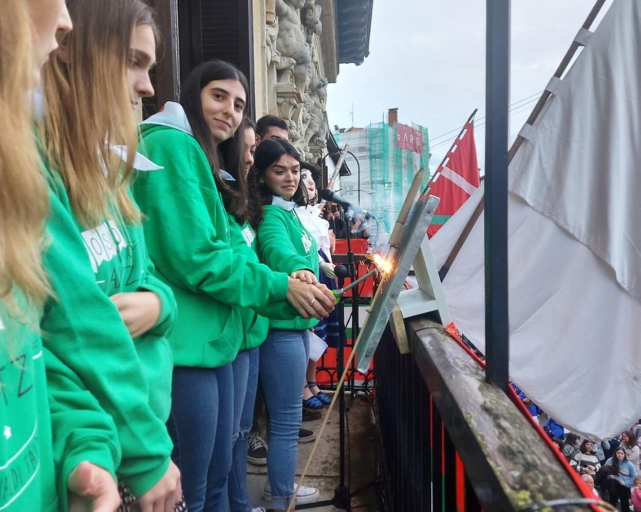 Urnieta: Bosko Anitz dio el pistoletazo de salida a las fiestas