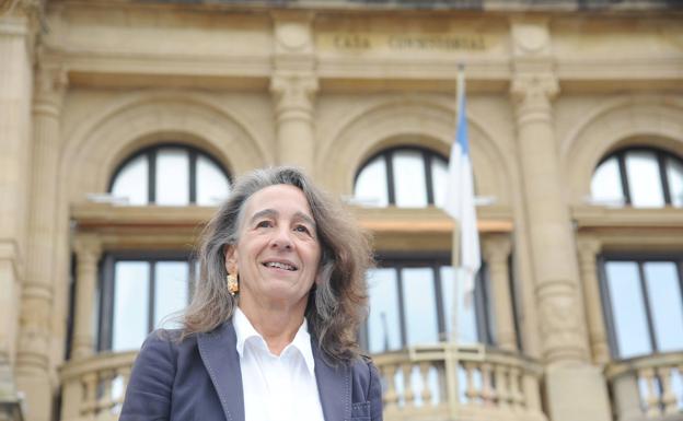 Marisol Garmendia, en la terraza del Ayuntamiento de Donostia. 