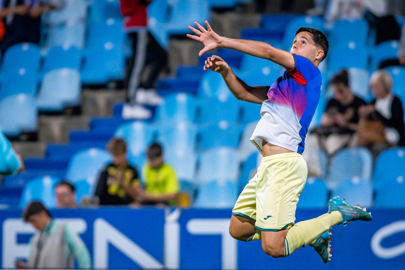 Fotos: El Eibar resiste de forma titánica ante el Zaragoza