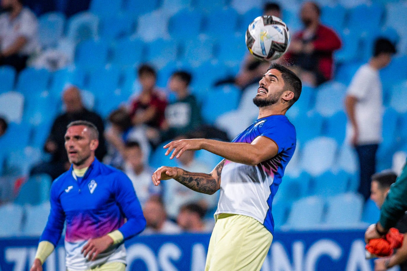 Fotos: El Eibar resiste de forma titánica ante el Zaragoza